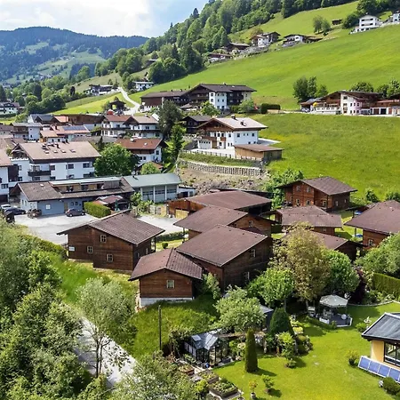 Urige Doppelhaushaelfte 8 Apartamento Grafenweg